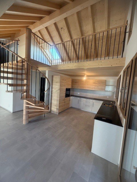 A louer, magnifique logement de 5.5 pièces dans une ferme rénovée 2