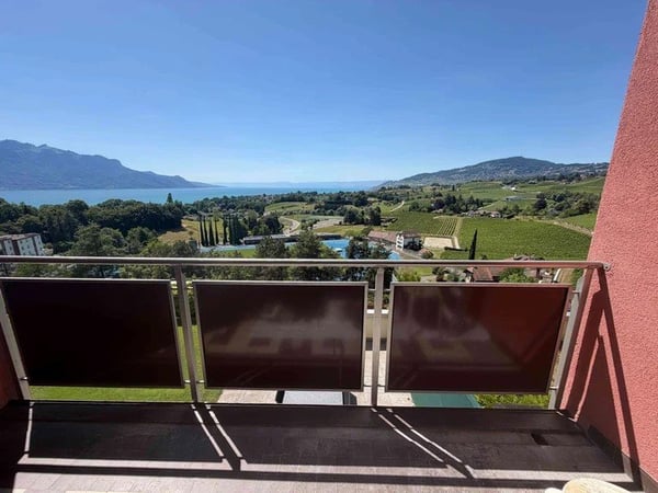 Appartement de 4.5 pièces au 3ème étage avec balcon 2