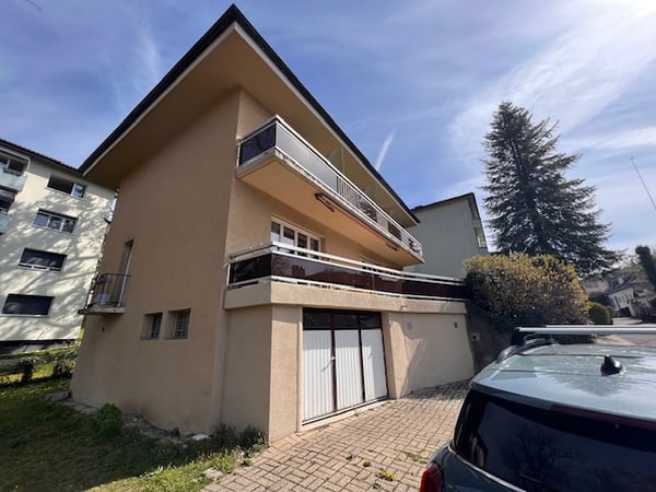 Maison avec deux appartements en viager semi occupé à Lausanne Vennes 1