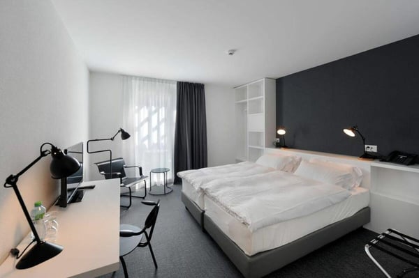 Hôtel 16 pièces 2'100 m2 à Yverdon-les-Bains 10
