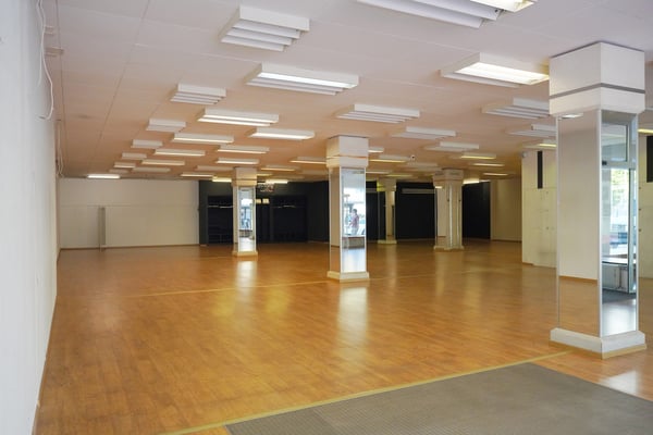 SURFACE COMMERCIALE AU CENTRE-VILLE DE SIERRE 6