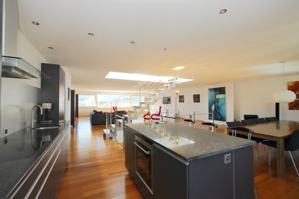 SPLENDIDE DUPLEX EN ATTIQUE AU CENTRE-VILLE DE SIERRE 2