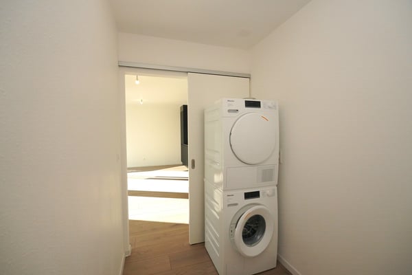 APPARTEMENTS NEUF 1.5 PIÈCES  AU 3e ÉTAGE À SIERRE 10