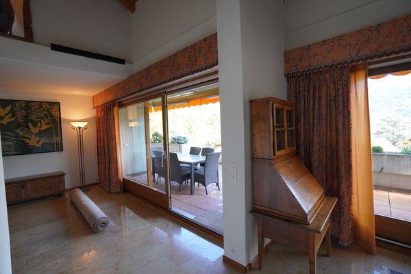 MAGNIFIQUE ATTIQUE À LOUER À GRAVELONE 2