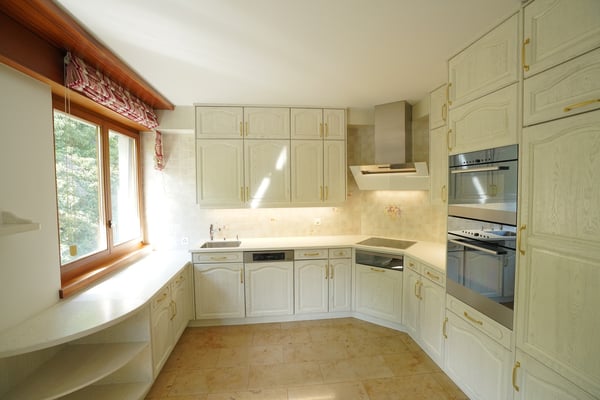 MAGNIFIQUE ATTIQUE À LOUER À GRAVELONE 9