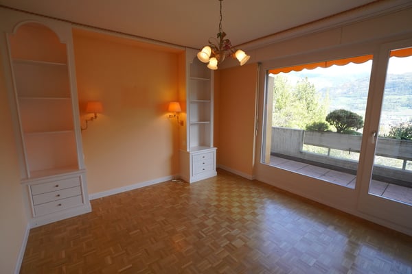 MAGNIFIQUE ATTIQUE À LOUER À GRAVELONE 10