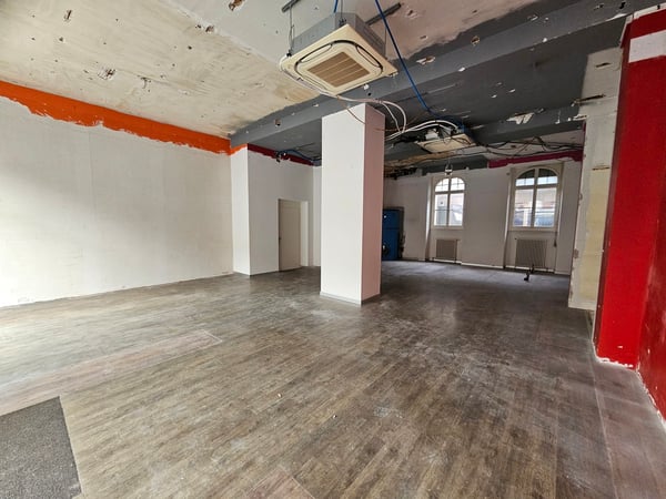 LOCAL COMMERCIAL AU CENTRE-VILLE DE SIERRE 2