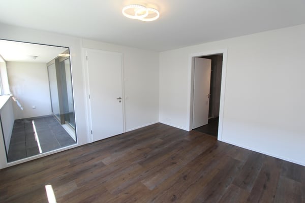 APPARTEMENT 1.5 PIÈCES À LOUER AU CENTRE DE SIERRE 3