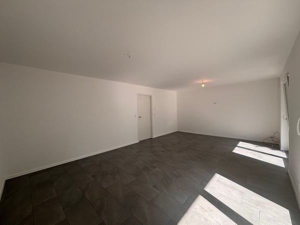 BUREAU À LOUER À SIERRE 1
