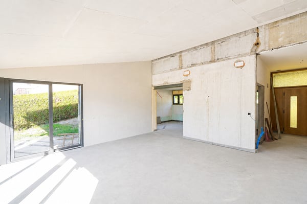VILLA 4.5 PCES AVEC APPT. 2.5 PCES EN RÉNOVATION | VENTHÔNE 6