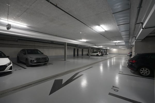 PLACES DE PARC INTÉRIEURES CENTRE-VILLE DE SIERRE 5