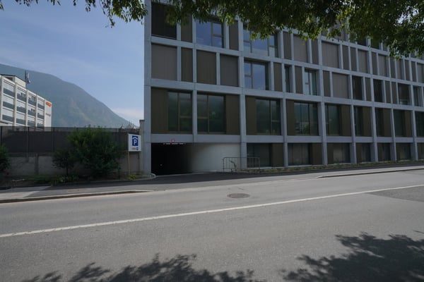 PLACES DE PARC INTÉRIEURES CENTRE-VILLE DE SIERRE 7