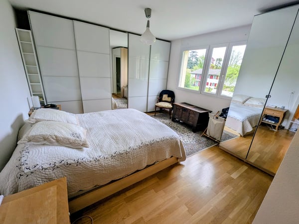 Magnifique appartement de 6 pièces de 169 m² dans un quartier résidentiel recherché de Colombier 8