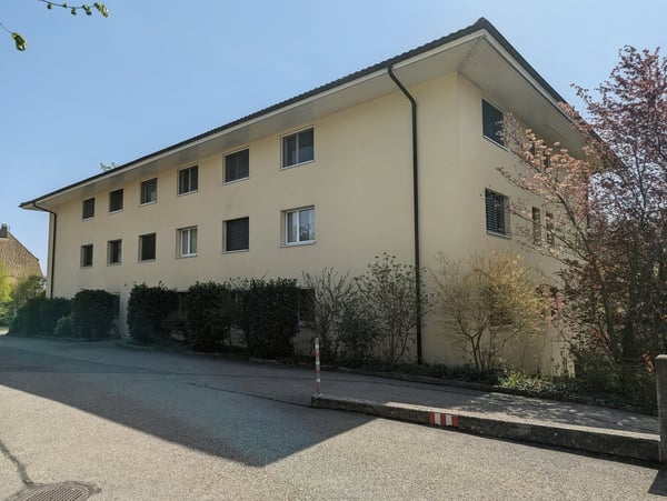 Magnifique appartement de 6 pièces de 169 m² dans un quartier résidentiel recherché de Colombier 2