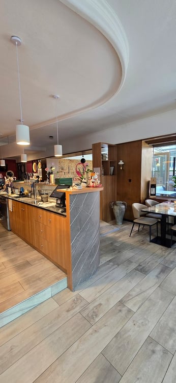Le restaurant emblématique ``LA NONNA'' 3