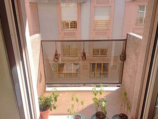 EAUX-VIVES - Appartement 4 pièces ?70 m² au 3e étage + Balcon 3