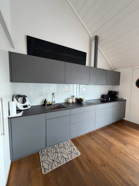 VESSY - Duplex Meublé de Standing 4 pièces ?370 m² + Ascenseur Privé 9