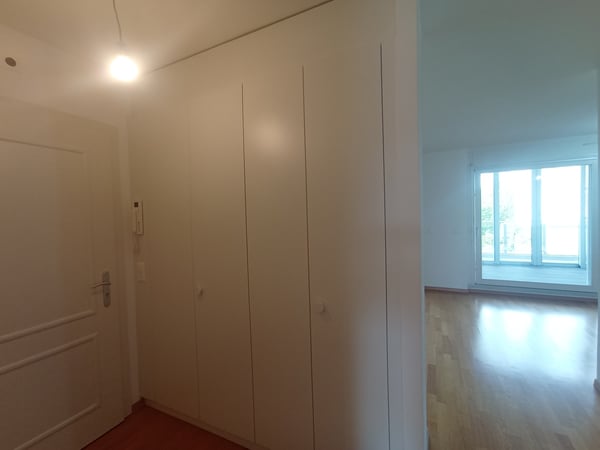 NATIONS - Appartement Traversant 2.5 pièces ?120 m², Mont-Blanc & Jet 3