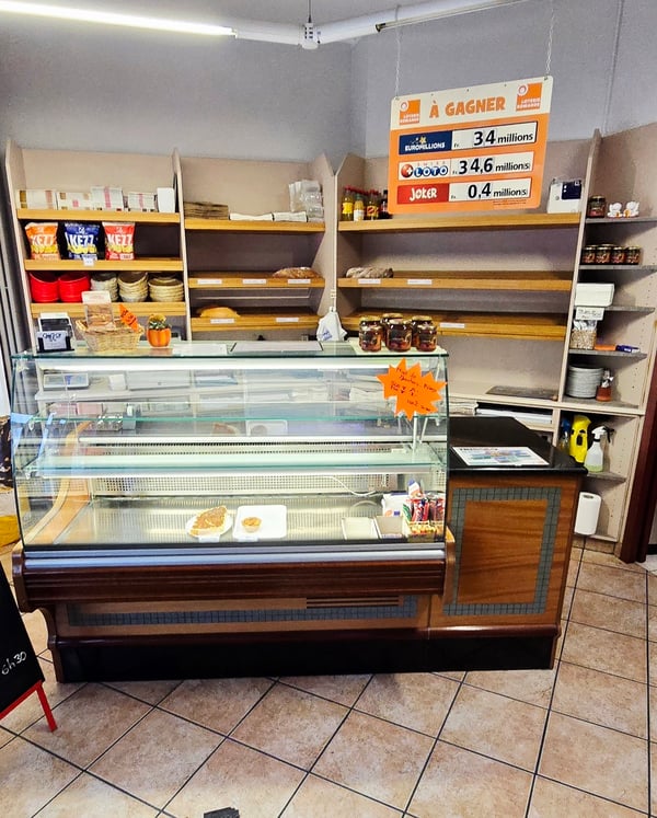 Vendre | Fonds de Commerce Café Bar avec Petite Restauration 6