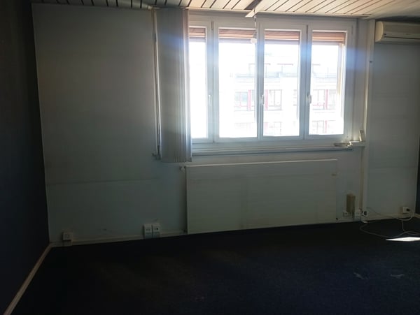 CAROUGE (Rondeau) - Espace de Bureaux ?160 m² 2e étage SANS ASCENSEUR 6