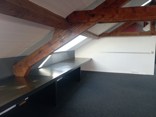 CAROUGE (Rondeau) - Espace de Bureaux ?160 m² 2e étage SANS ASCENSEUR 3