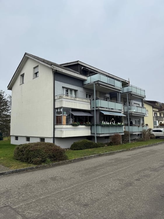 Schöne 1.5 Zimmerwohnung in Arch zu vermieten ! 1