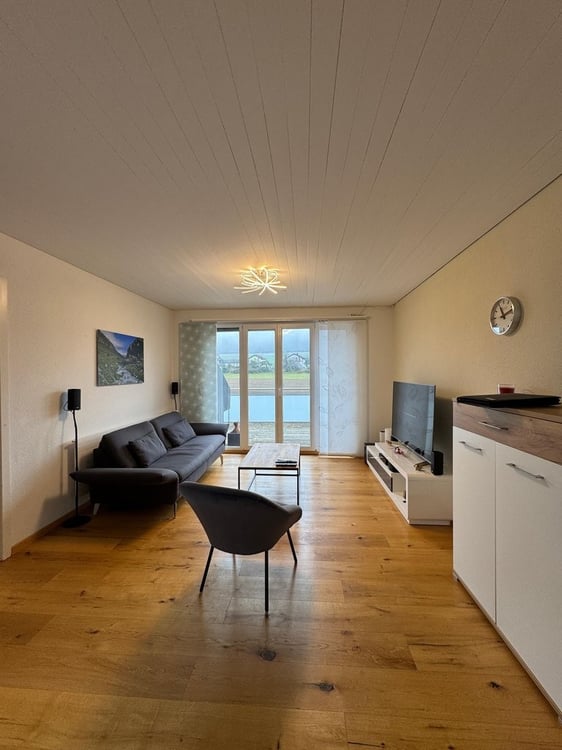 Schöne 1.5 Zimmerwohnung in Arch zu vermieten ! 2