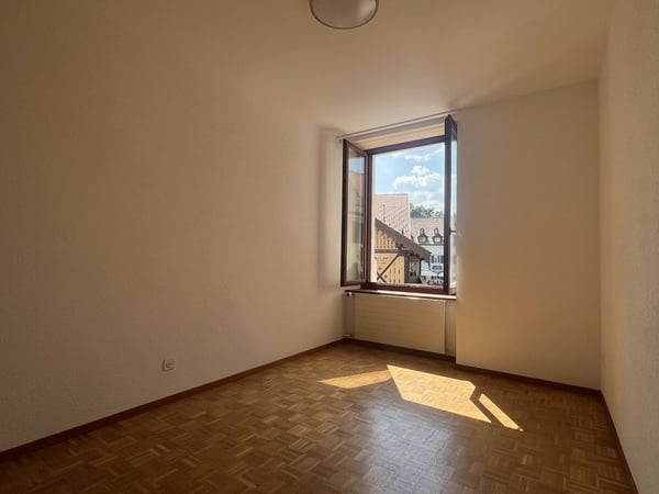 Appartement de 2.5pcs à louer pour de suite au centre de Moutier ! 5