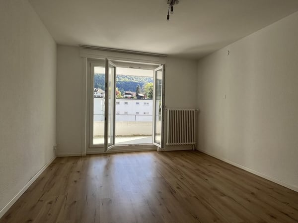 Appartement de 4.5pcs à louer au 1er étage à Malleray ! 4
