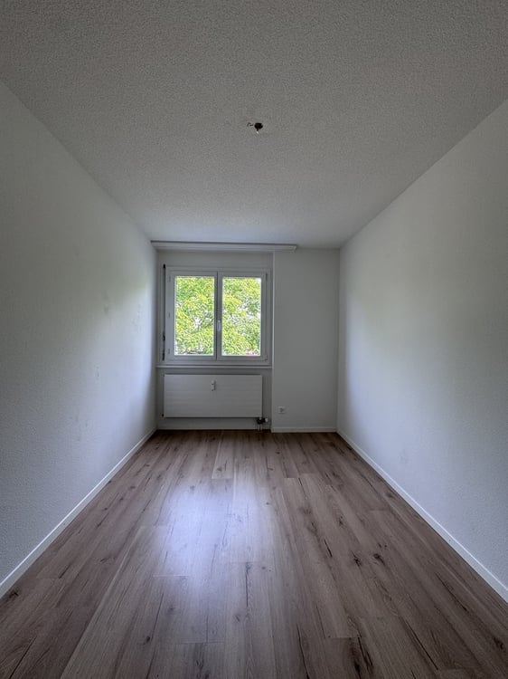 4.5 Zimmerwohnung per sofort in Orpund zu mieten ! 3