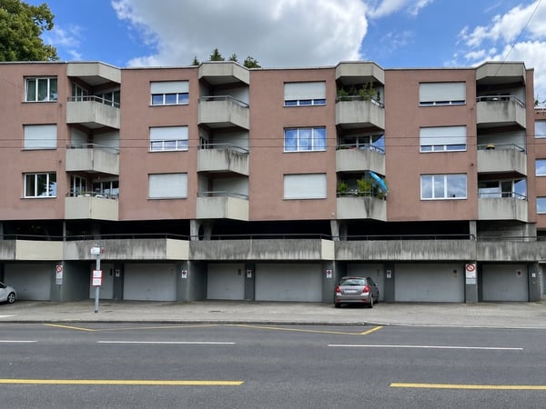 Un 2.5pcs à louer à Bienne / Ein 2.5 ZWG in Biel zu vermieten ! 1