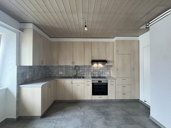 Appartement de 3.5pcs à louer à Courtedoux 5