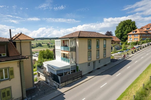 Studio au rez inférieur avec terrasse à Romont 2