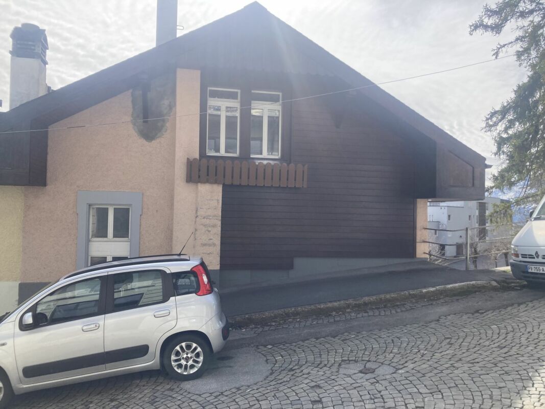 Maison de 6 logements à Leysin