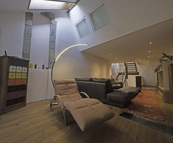 Maison de village transformée avec luxe et raffinement, avec garage 9