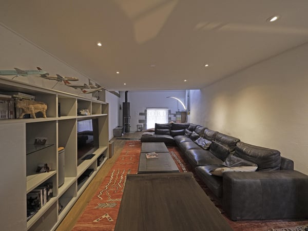 Maison de village transformée avec luxe et raffinement, avec garage 8