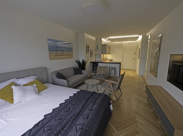 Miremont, Champel, appartement de standing avec balcon et dégagement, meublé 2