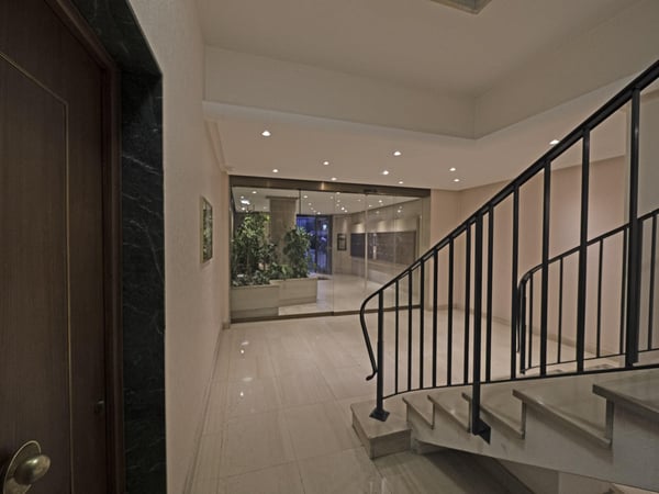 Miremont, Champel, appartement de standing avec balcon et dégagement, meublé 7