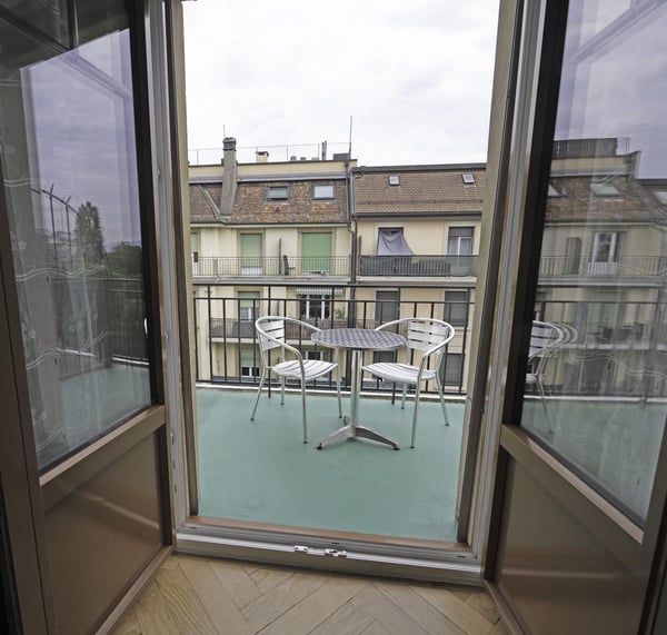 Joli 2 pièces au dernier étage avec balcon... 5