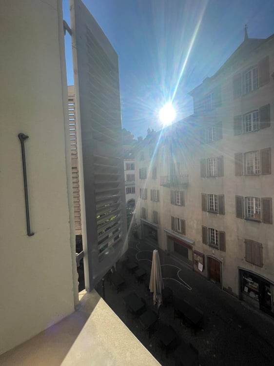 Charmant studio au coeur de la vieille ville de Sion 6
