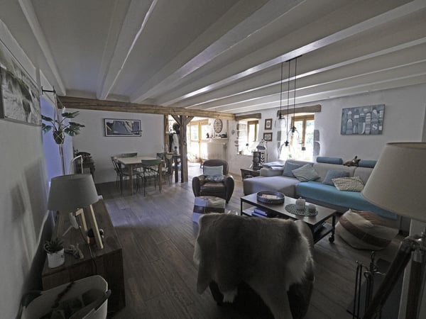Maison bourrée de charme et de cachet à Certoux 4
