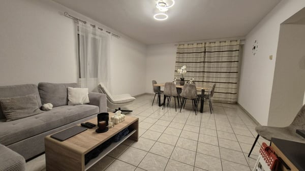 Maison villageoise au centre de Vouvry - un bien idéal pour investisseurs 13