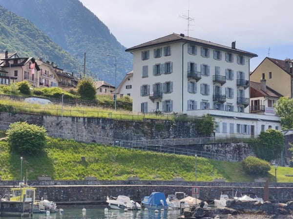 Plusieurs appartements rénovés à louer 12