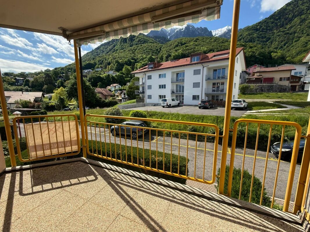 Appartement 4.5 pièces avec balcons vue lac (1er étage)