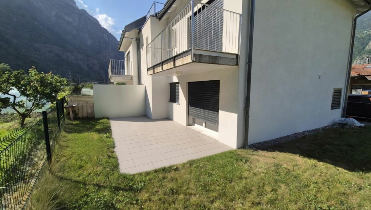 Immeuble de 3 appartements  (2 appartements de 2 pièces et 1 appartement de 4.5 pièces duplex)