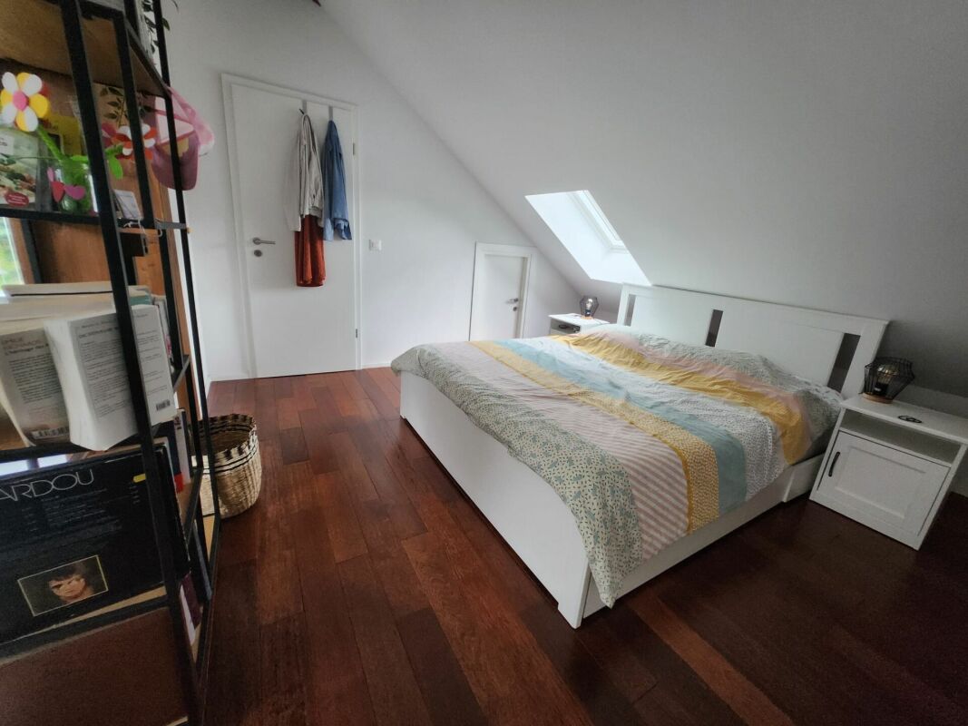 Immeuble de 3 appartements  (2 appartements de 2 pièces et 1 appartement de 4.5 pièces duplex)