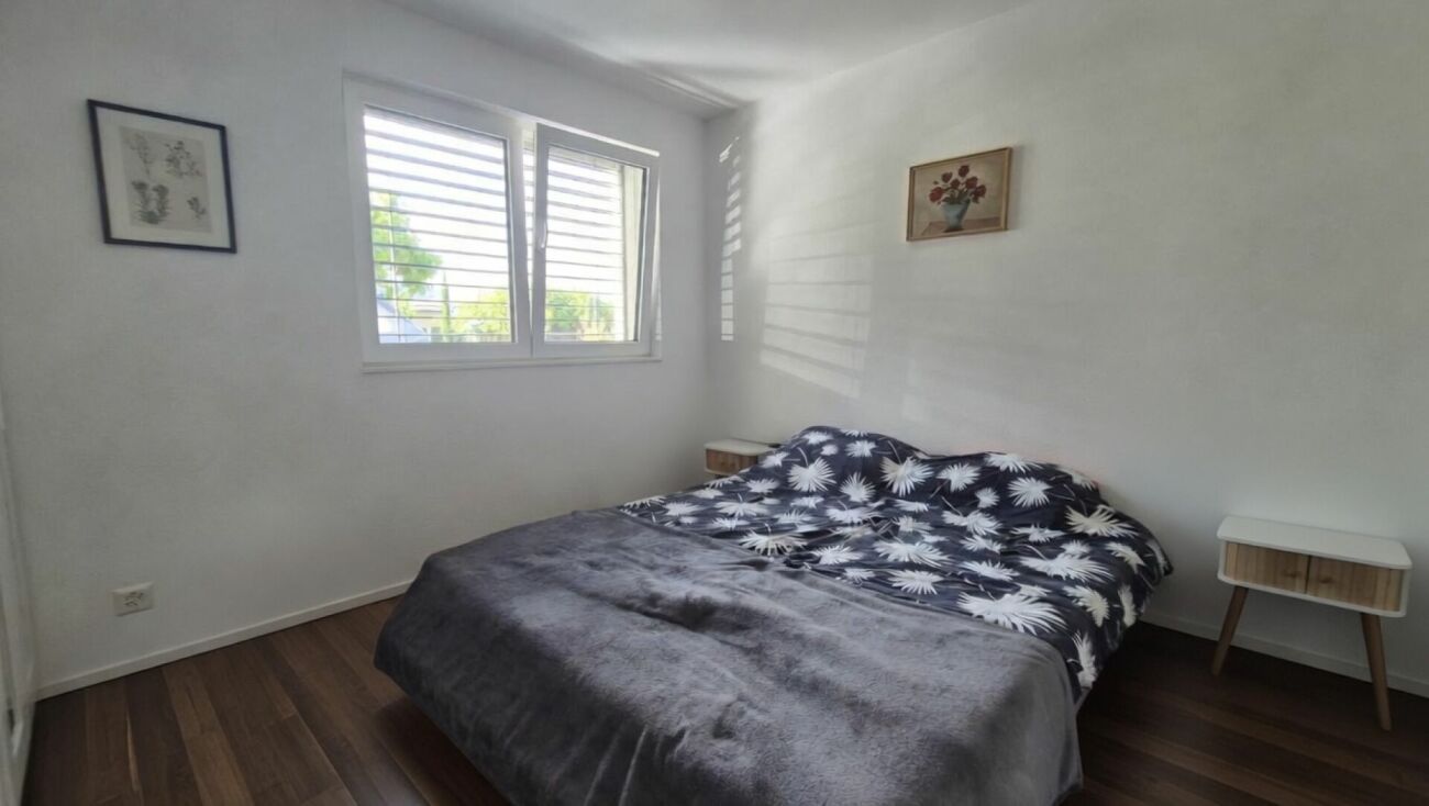 Immeuble de 3 appartements  (2 appartements de 2 pièces et 1 appartement de 4.5 pièces duplex)