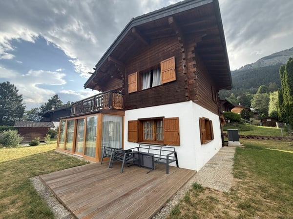 Beau chalet 4.5 pièces 2
