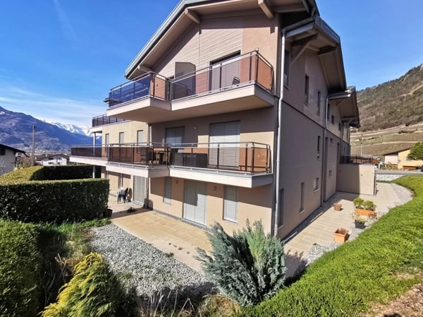 Appartement 2.5 pièces avec jardin dans immeuble résidentiel 1