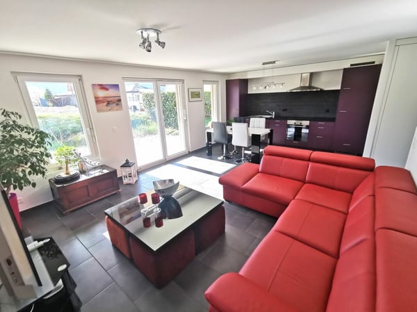 Appartement 2.5 pièces avec jardin dans immeuble résidentiel 3